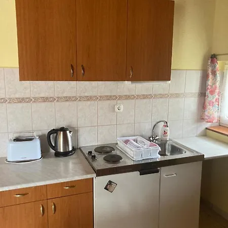 Apartment Eden Apartman *