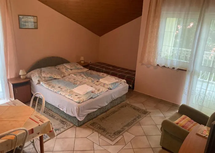 Eden Apartman